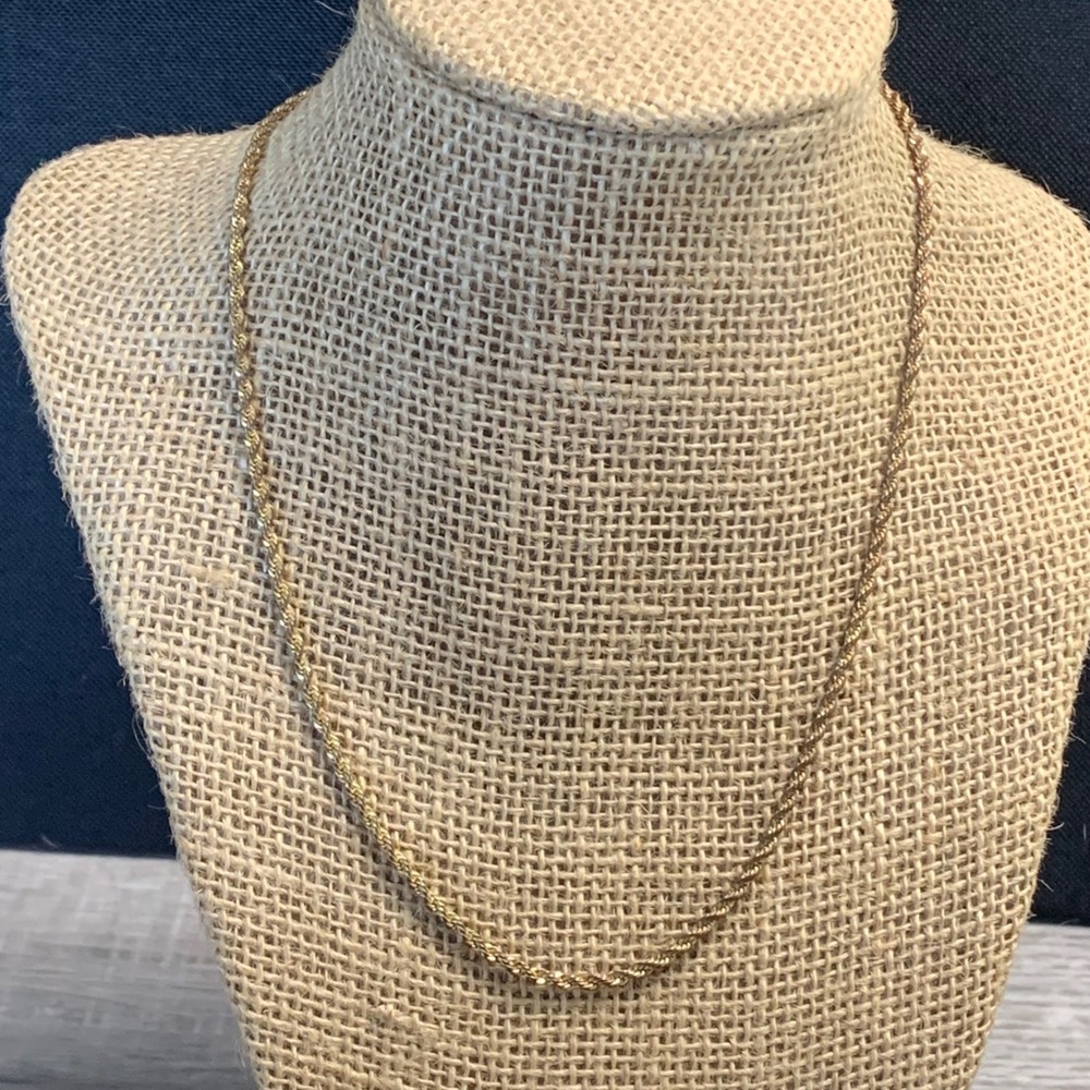 Gold Tone Rope Chain Necklace 18 Inch Twisted Link Lobster Clasp 4761
